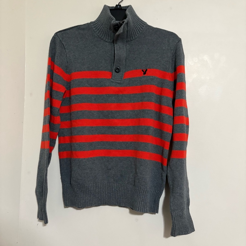 Gray and Red Striped American Eagle, Men's Sweater, size Medium